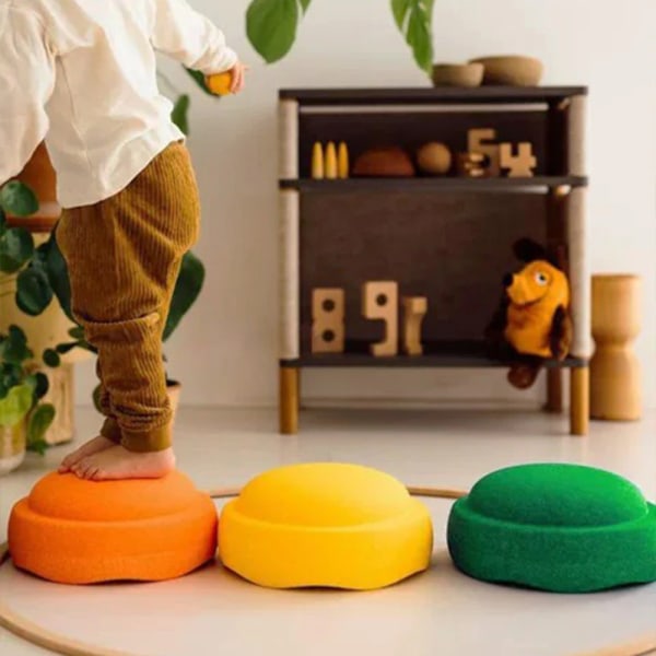 Stepping Stones Foam Balance Blocks PUNAINEN red