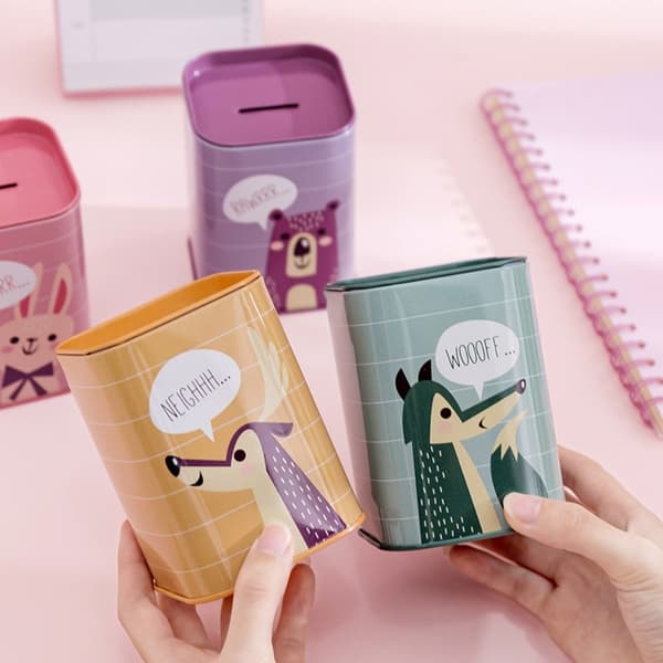 Säästöpossu Money Box -kynäpidike Random