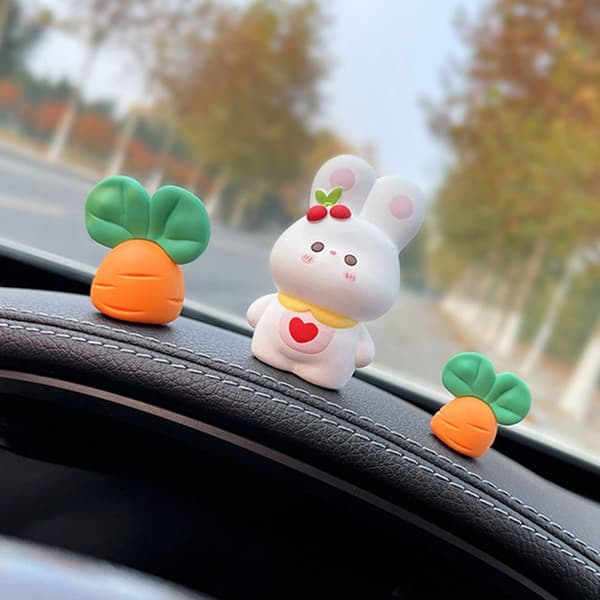 Auton sisustus Lucky Rabbit -maskotti A A A