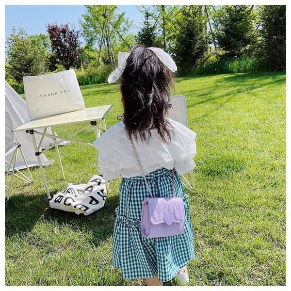 Crossbody Bag Magnetic Snap Axelväskor VIT White