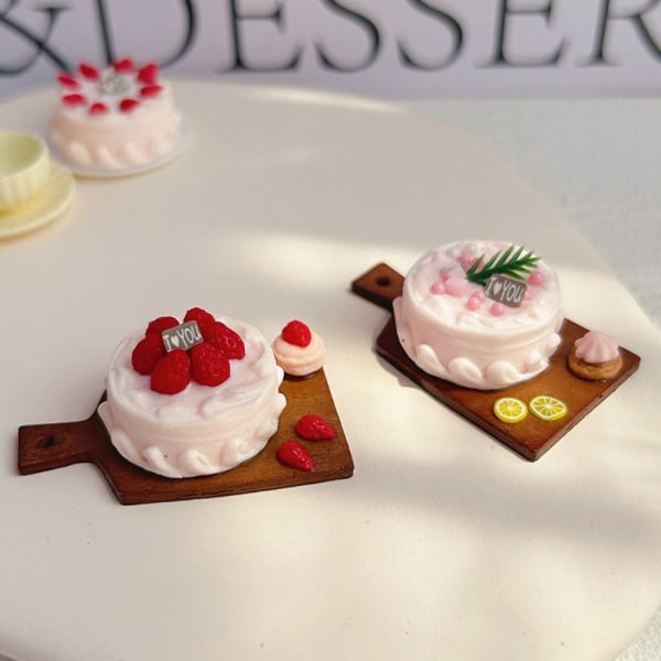 Miniature frugtkage med bakke Dukkehus Køkkenlegetøj 8 8 8