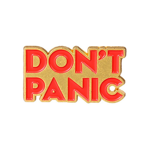 4 stk Don't Panic Brosjer Emaljepinner 02 02 02