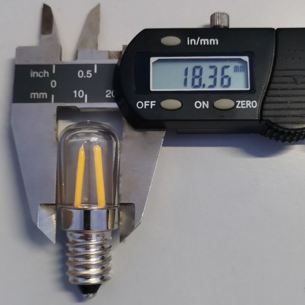 Jääkaapin polttimo Jääkaapin pakastimen valo E12 12V E12 12V E12  12V
