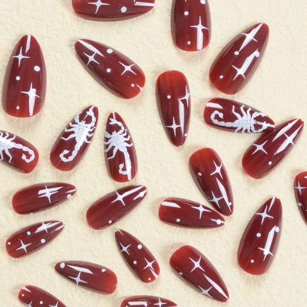 Almond Fake Nails tekokynsien painallus kynsille