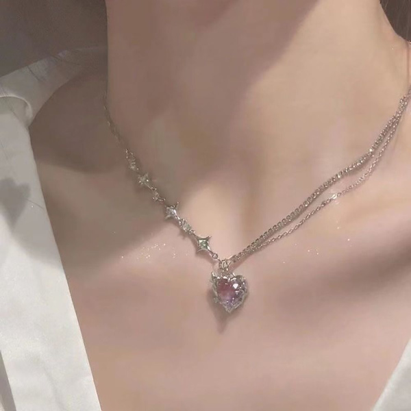 Y2K nyckelbenskedja Crystal Heart Halsband D D D
