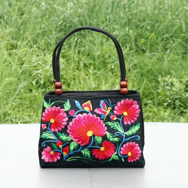 Broderte vesker Bøtteveske 2 2 2