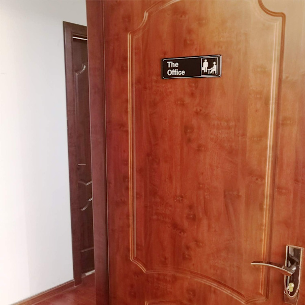 Kontorskilt-klistremerker Kontorskiltet Svart