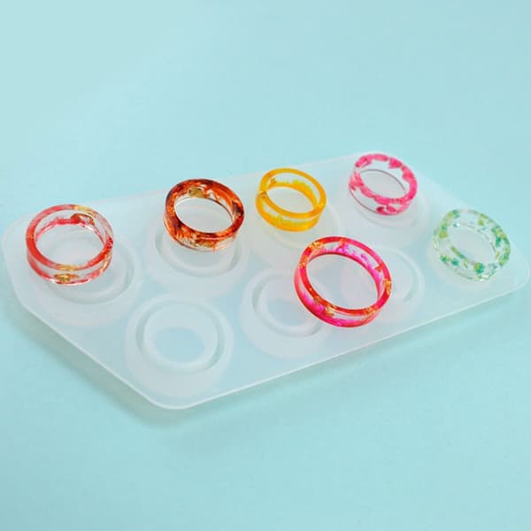 Molds Mould _