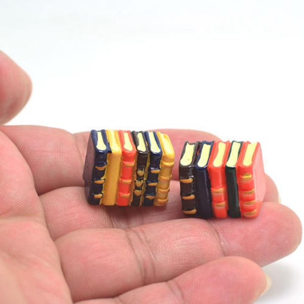 2st Resin Mini Book Mini Book Ornament Dollhouse Miniature
