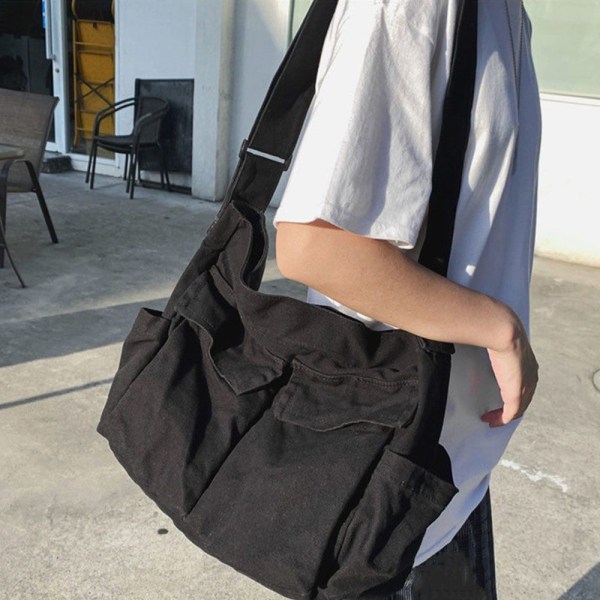 Skuldervesker Messenger Vesker BRUN brown