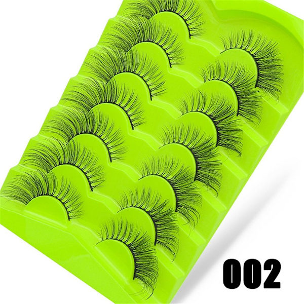 Cat Eye Lashes Tekeet ripset näyttävät pidennyksiltä 002 002 002