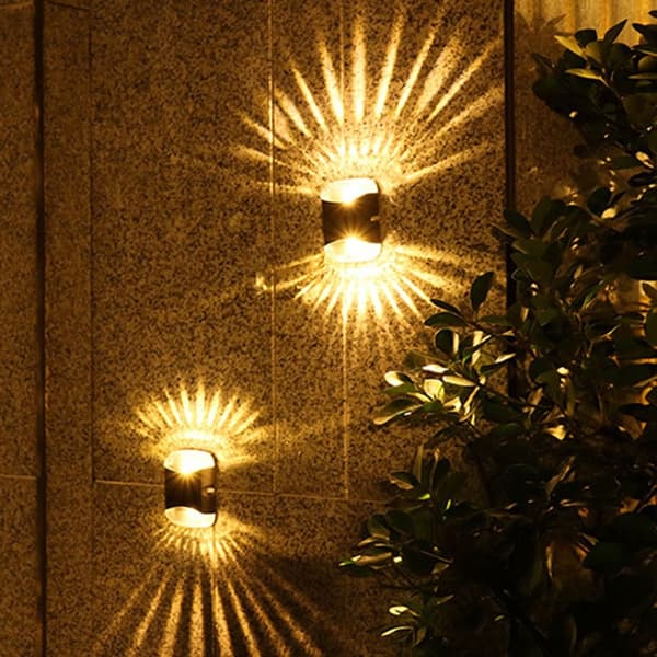 4 kpl LED aurinkolamppu seinävalaisin yövalot