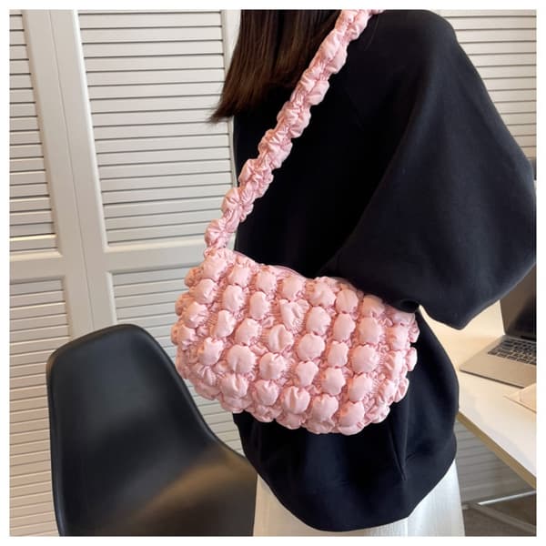 Fold Cloud Underarm Bag Skuldervesker HVIT white