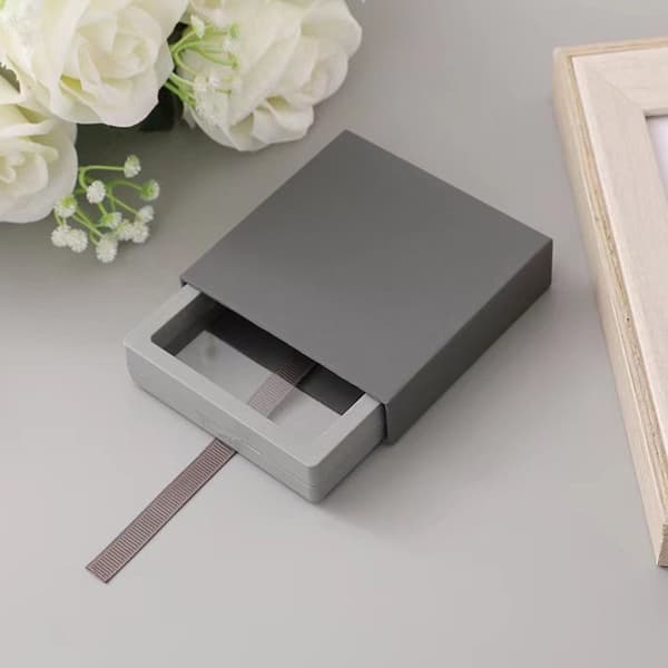Gennemsigtig æske Pull-Out smykkeskrin GRÅ grey