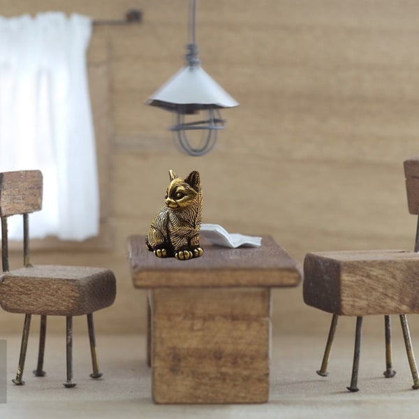 Mini Cat Statue Messing Metall Statue Dyrefigurer