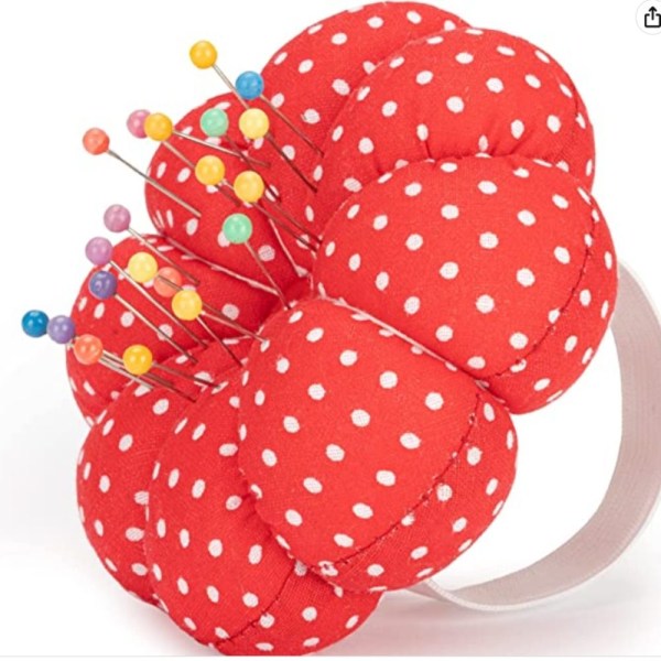Synåle pude DIY håndværk nåleholder Syning Red