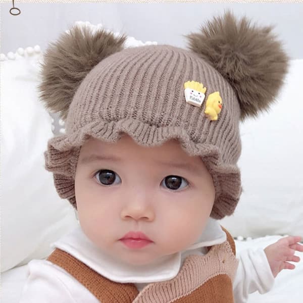 Pompom Babylue Strikkehette KAFFE coffee