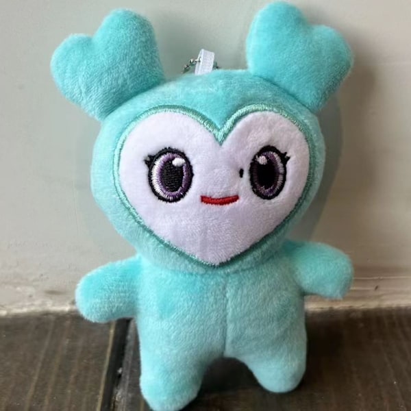 2kpl Momo Doll Avaimenperä Nukkeriipus PUNAINEN Red