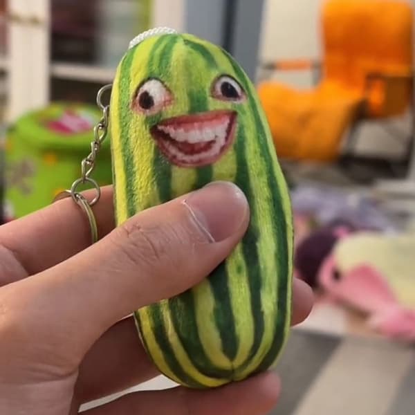 10 cm hauskoja vesimeloniliuskoja Perhe, joka ymmärtää hedelmänukkea 2Pcs