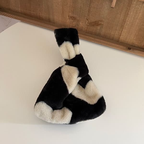 Solmu Rannekassi Käsilaukku B B B