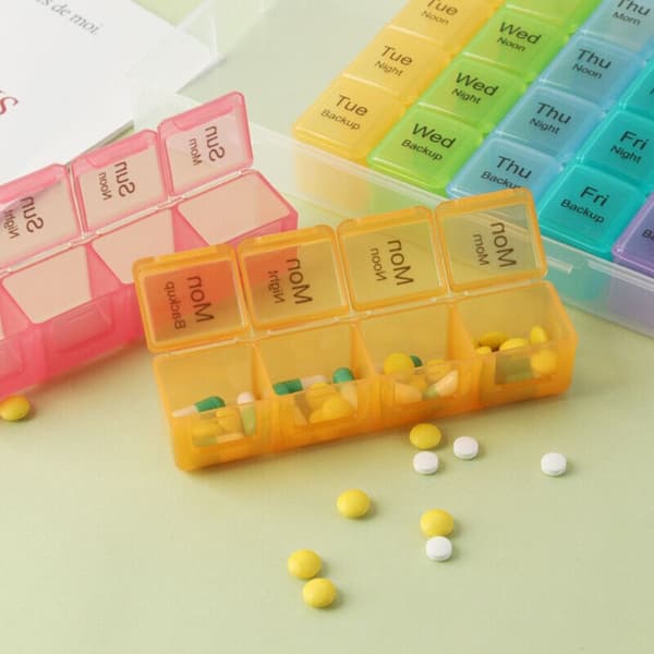 Månadspillerbox Medicinbehållare 3 3 3