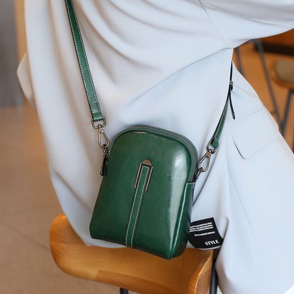 Crossbody axelväskor Dragkedja Väskor MÖRKGRÖN Dark Green