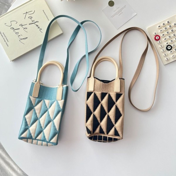 Kedjeaxel Crossbody-väska Stickad handväska för kvinnor ROSA pink