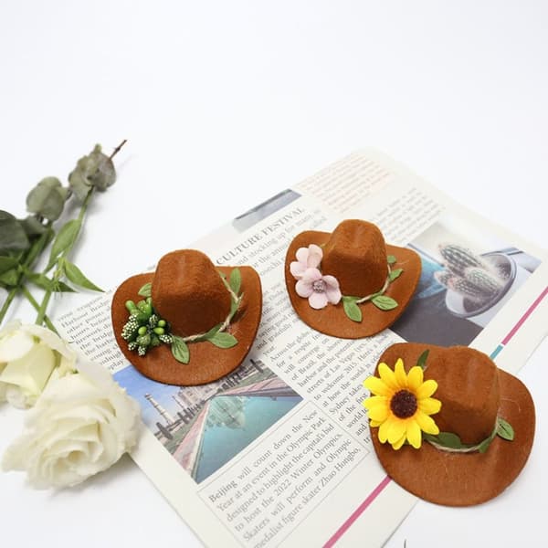 2 stk vinflaskehatter Cowboyhatt B B B