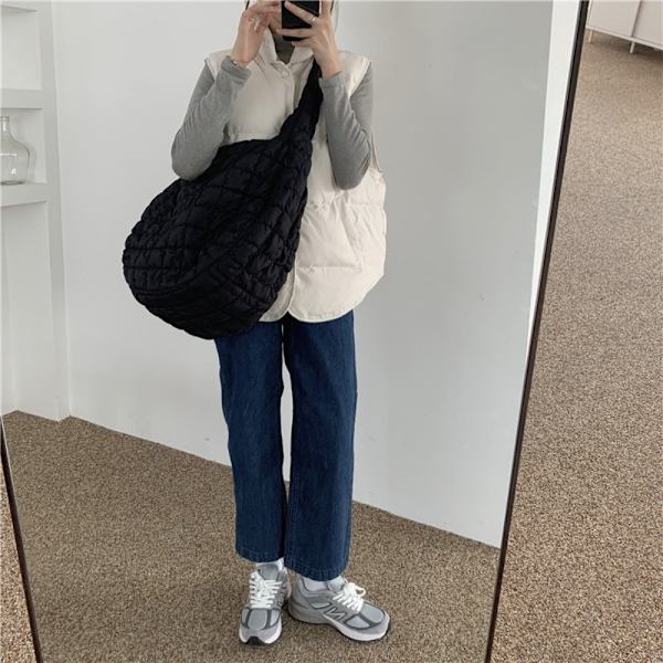 Plisseret Cloud Bag Skuldertaske SORT black
