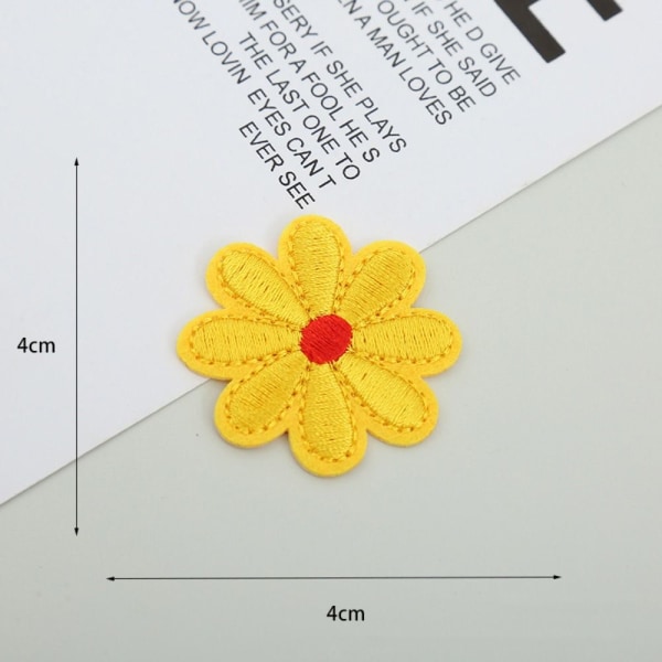 40 STK Flower Brodered Patches Brodery Pads GUL yellow