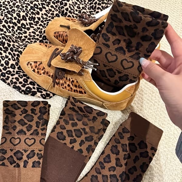 3 par mode damsockor med leopardtryck - höst och vinter ny kaffefärg Maillard serie modetrend Joker Brown three pairs one-size