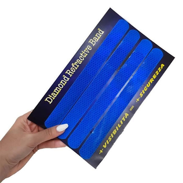 Reflekterande självklistrande tejp - Ej angiven - 20 x 240 mm - Förpackning med 4 - Blå färg - Fleranvändning Blå