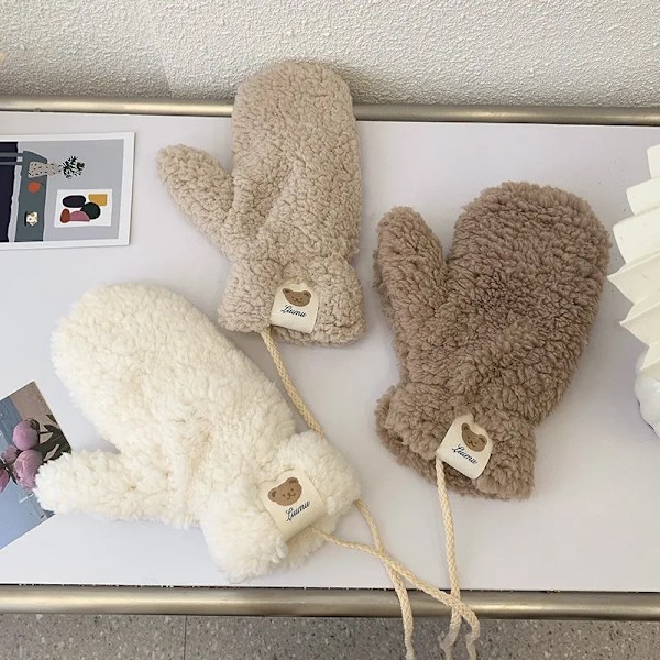 Söta Björn Mjuka Plyschhandskar Anime Kvinnor Vinter Varma Tjocka Fingerlösa Vantar whit-KK1- white one size