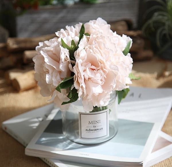 Konstgjord blomsterbukett light peach