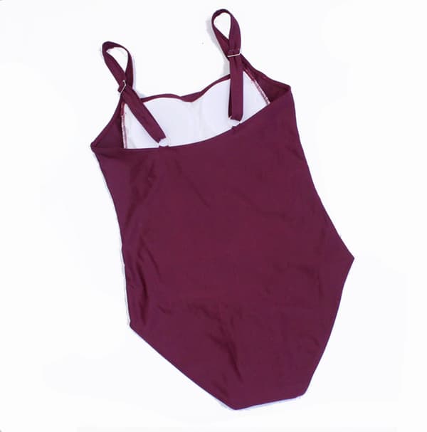 Baddräkt med figursmickrande effekt wine red M