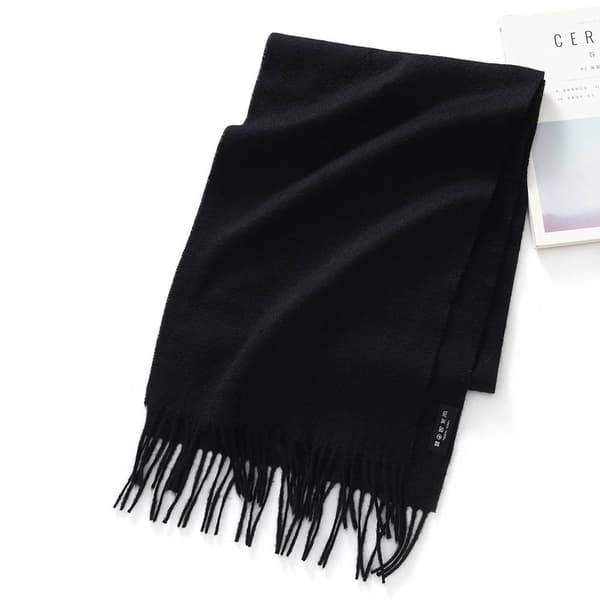 Vinterhalsduk i 100 % ull med fransar black