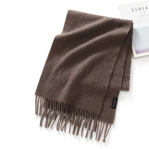 Vinterhalsduk i 100 % ull med fransar dark khaki