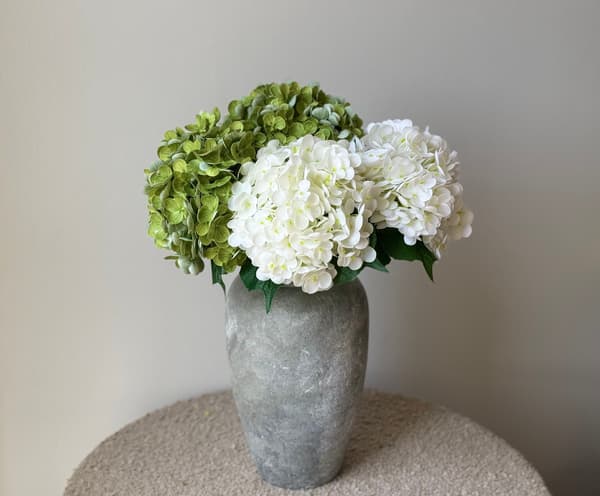 Konstgjorda hortensior, set med 4 blommor 2pcs white and 2pcs green