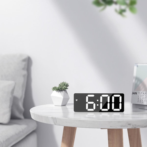 Klocka Smart Digital Väckarklocka För Sovrum, LED-Skärm, Snooze, Dimbar, Temperatur, Datum, 12/24 Timmar, Liten Elektronisk Skrivbords Klocka För Kök Kontor