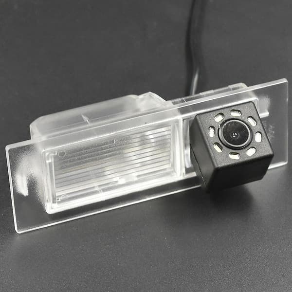 Auto 8LED peruutuskamera Tipo Egea 2015-2018