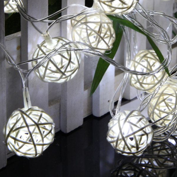 Batteridrivna 20 LED-slingor, 20 klotbollar i rotting Julljus för halloween (vit)