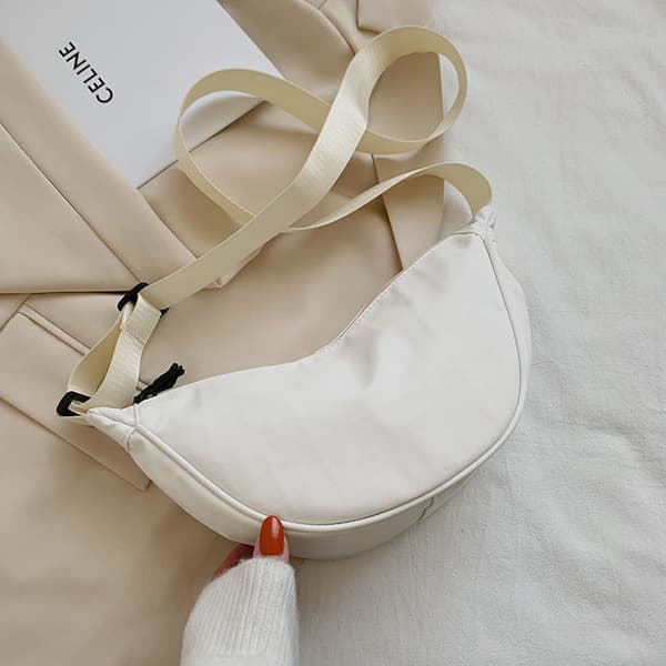 Dumpling bag lett satchel lys beige