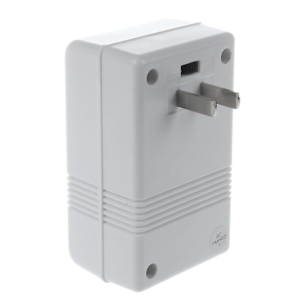 100 W 110 V/120 V - 220 V/240 V Jännitteen Muuntaja Matkalle Valkoinen A