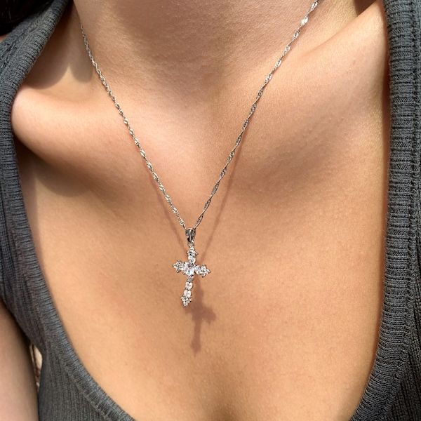S925 sterling silver kors religiöst europeiskt och amerikanskt enkelt klassiskt herr- och damhalsband med 5A zirkon