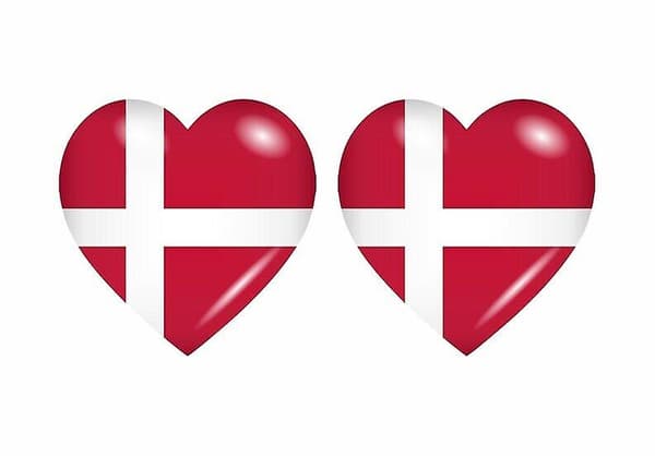 2x Klistremerke hjerte flagg DK Danmark