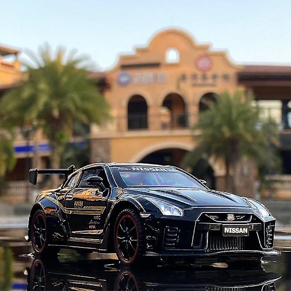 1:32 Nissan GTR R35 Diecasts Metal Toy Car(Svart) YIY9.27  SMCS.9.27