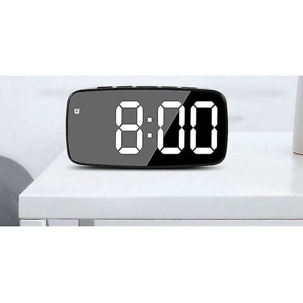 Smart digital vekkerklokke ved sengekanten, rød Led Travel Usb-skrivebordsklokke med 12/24 timers dato Temperatur snooze for soverom, svart