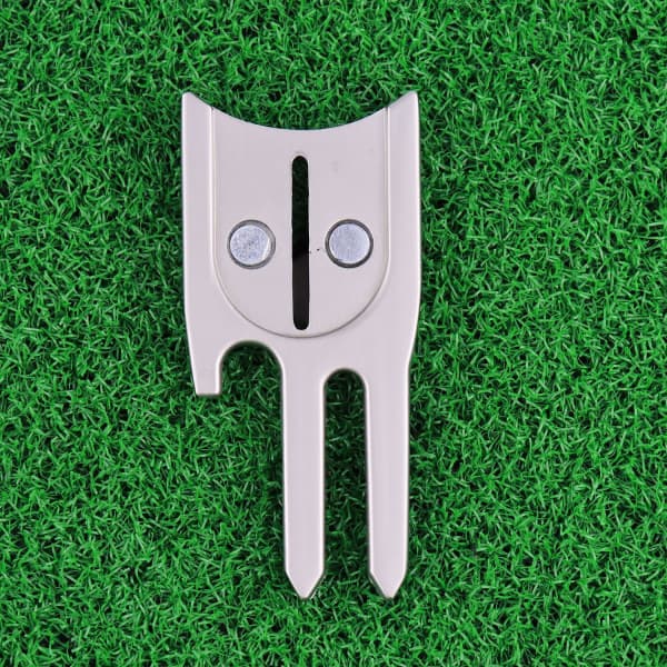 6-in-1 Golf Divot-verktyg