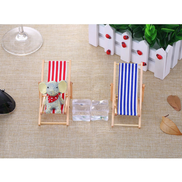 1 stk Miniatyr sammenleggbar strandstol i tre, solstol innendørs og utendørs minimøbler