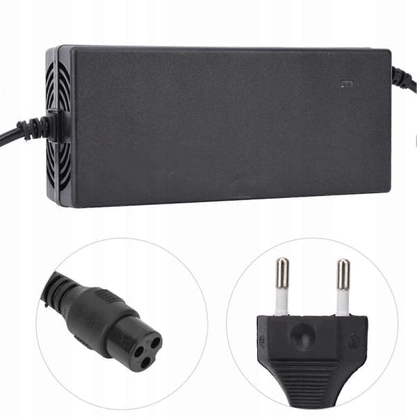 DC 67.2V 2A Lader for Elektrisk Sparkesykkel